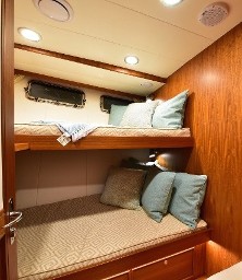  Starboard guest stateroom